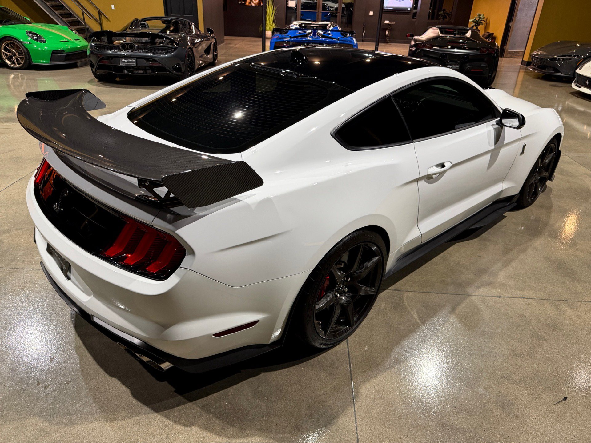 Used 2022 Ford Mustang Shelby GT500 w/ Carbon Fiber Track Pack RWD image 56