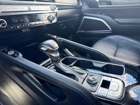 Used 2022 Kia Telluride EX w/ EX Premium Package AWD/4WD image 26
