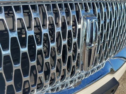 Used 2019 Lincoln MKC Select w/ Select Plus Package image 7