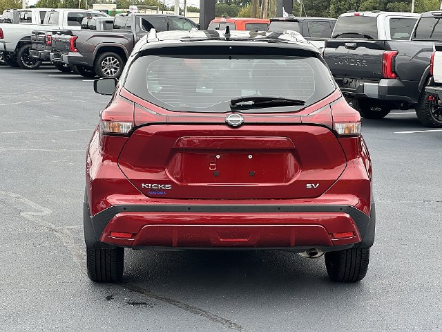 Used 2023 Nissan Kicks SV FWD image 6