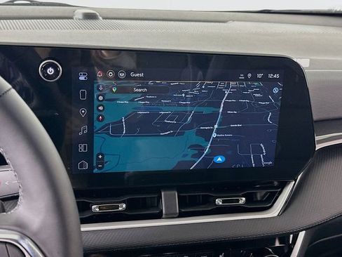 New 2026 Chevrolet Equinox LT w/ Convenience Package II image 13