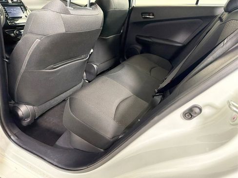Used 2022 Toyota Prius LE image 20