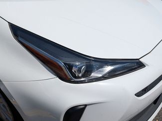 Used 2022 Toyota Prius LE FWD video 2