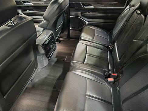 Used 2022 Jeep Wagoneer Series II w/ Premium Group I image 50