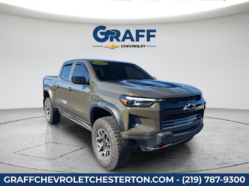 Used 2025 Chevrolet Colorado ZR2 AWD/4WD image 11