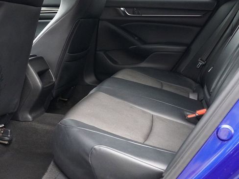 Used 2018 Honda Accord Sport image 22