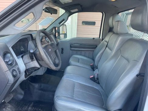 Used 2016 Ford F350 XL image 7