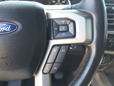 Used 2018 Ford F150 Platinum w/ Equipment Group 701A Luxury image 24