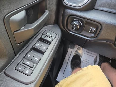 New 2026 RAM 2500 Tradesman AWD/4WD image 23