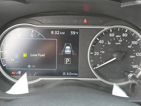 New 2025 Nissan Versa SR w/ Trunk Package image 13