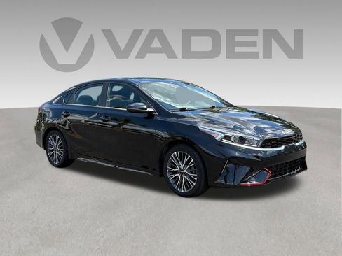 Used 2023 Kia Forte GT-Line FWD image 1