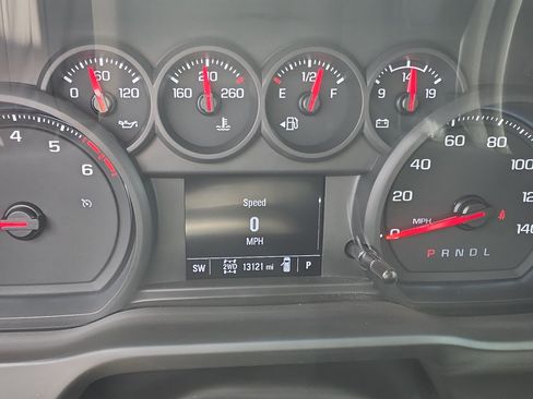 Used 2025 GMC Sierra 2500 Pro w/ 1SA Pro Safety Plus Package AWD/4WD image 9