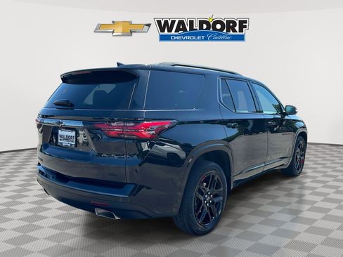 Used 2023 Chevrolet Traverse Premier w/ Redline Edition AWD/4WD image 6