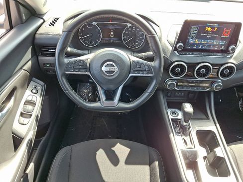 Used 2025 Nissan Sentra SV w/ All-Weather Package FWD image 11