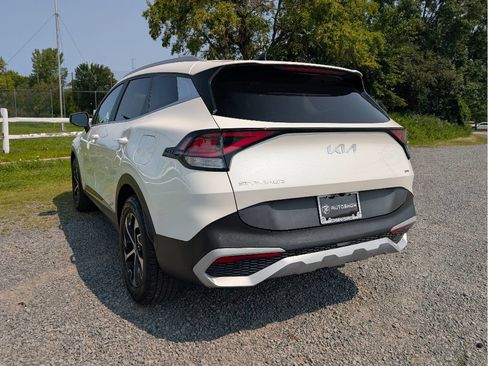 Used 2023 Kia Sportage EX AWD/4WD image 8