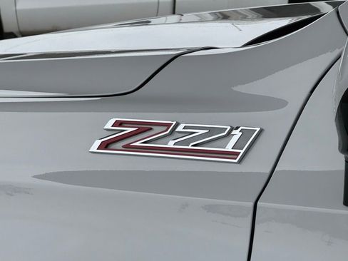 Used 2023 Chevrolet Tahoe Z71 AWD/4WD image 5