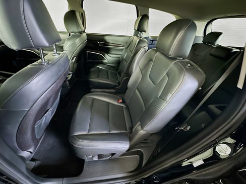 Used 2025 Kia Telluride S AWD/4WD image 30