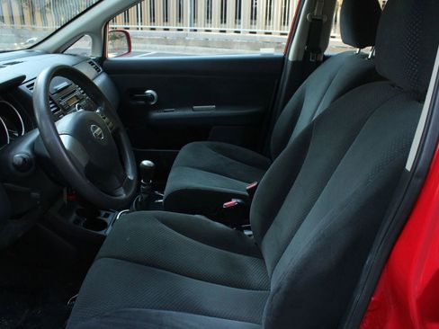 Used 2012 Nissan Versa 1.8 S w/ Plus Pkg FWD image 14