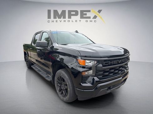 Used 2024 Chevrolet Silverado 1500 Custom AWD/4WD image 5