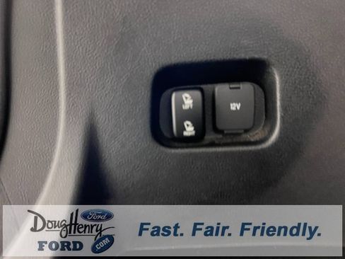 Used 2023 Ford Edge SEL image 32
