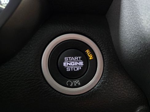 Used 2021 RAM 2500 Big Horn image 35