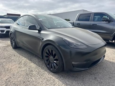 Used 2022 Tesla Model Y Performance AWD/4WD image 3