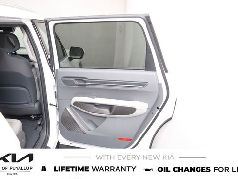 New 2026 Kia EV9 Wind image 13