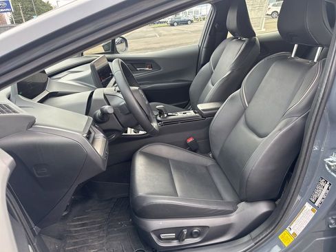 Used 2024 Toyota Prius Limited image 10