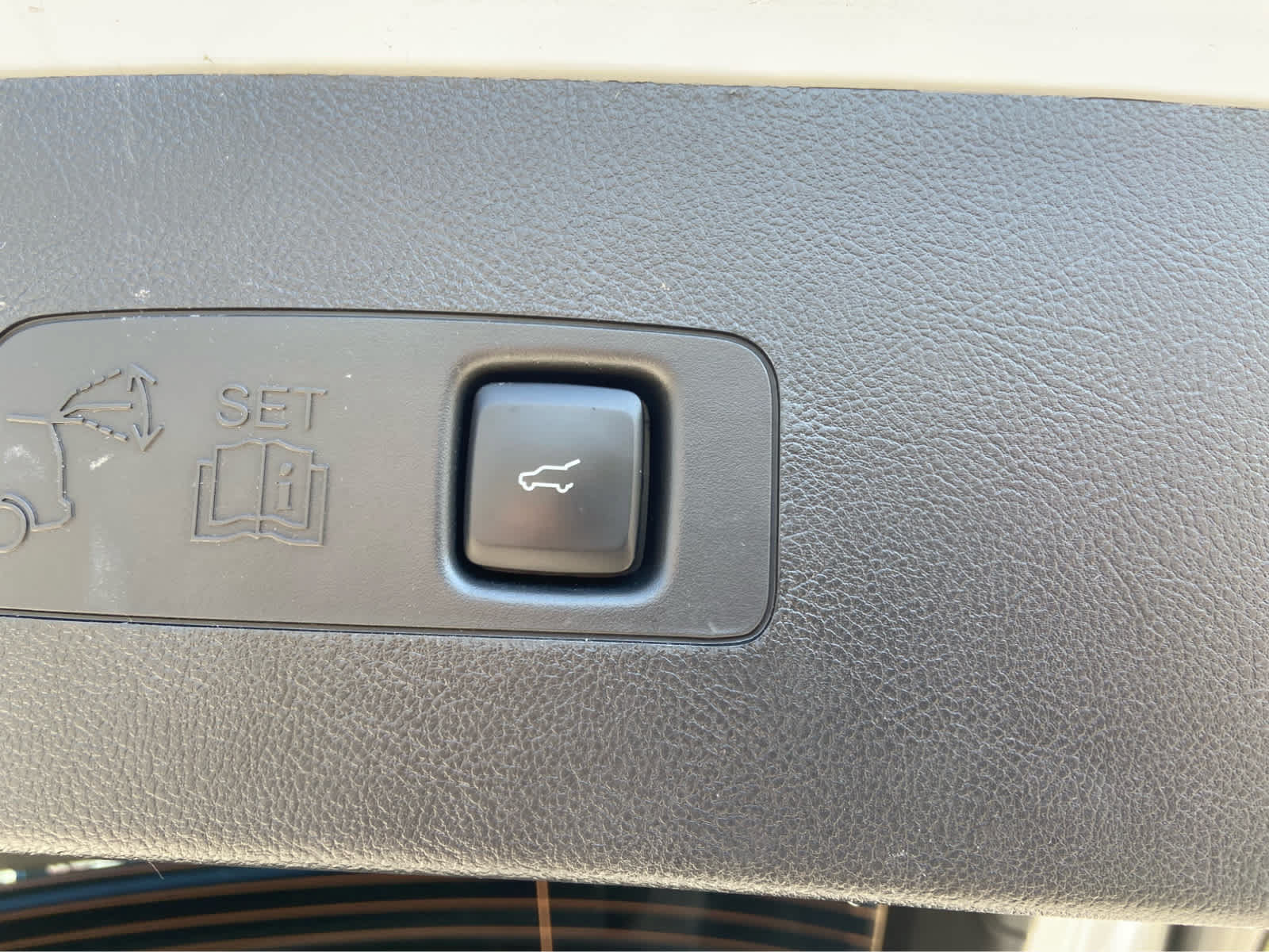 Used 2024 Lincoln Corsair Reserve w/ Equipment Group 201A AWD/4WD image 10