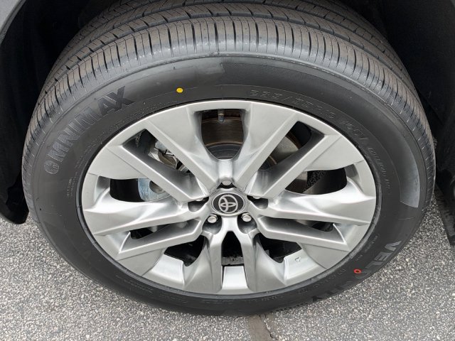 Used 2024 Toyota RAV4 XLE Premium w/ Weather Package FWD image 10