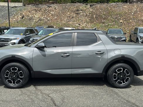 Used 2022 Hyundai Santa Cruz SEL Premium AWD/4WD image 2