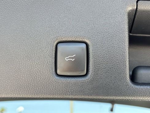 Used 2024 Ford Escape Active w/ Tech Pack #1 FWD image 9
