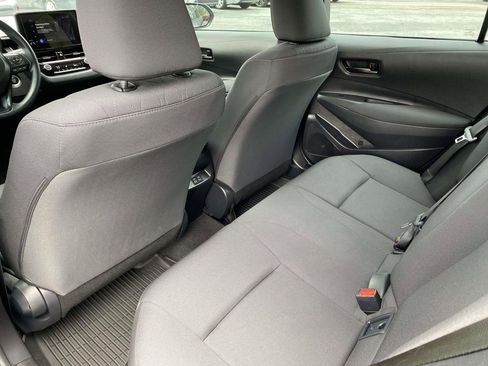 Used 2025 Toyota Corolla LE w/ Convenience Package image 13