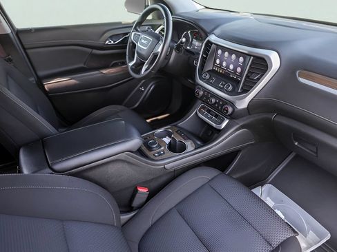 Used 2023 GMC Acadia SLE w/ Driver Convenience Package FWD image 32