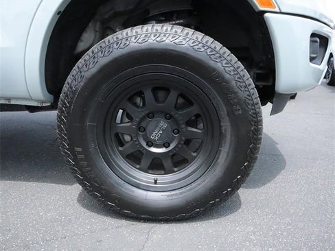 Used 2022 Ford Ranger XLT image 25