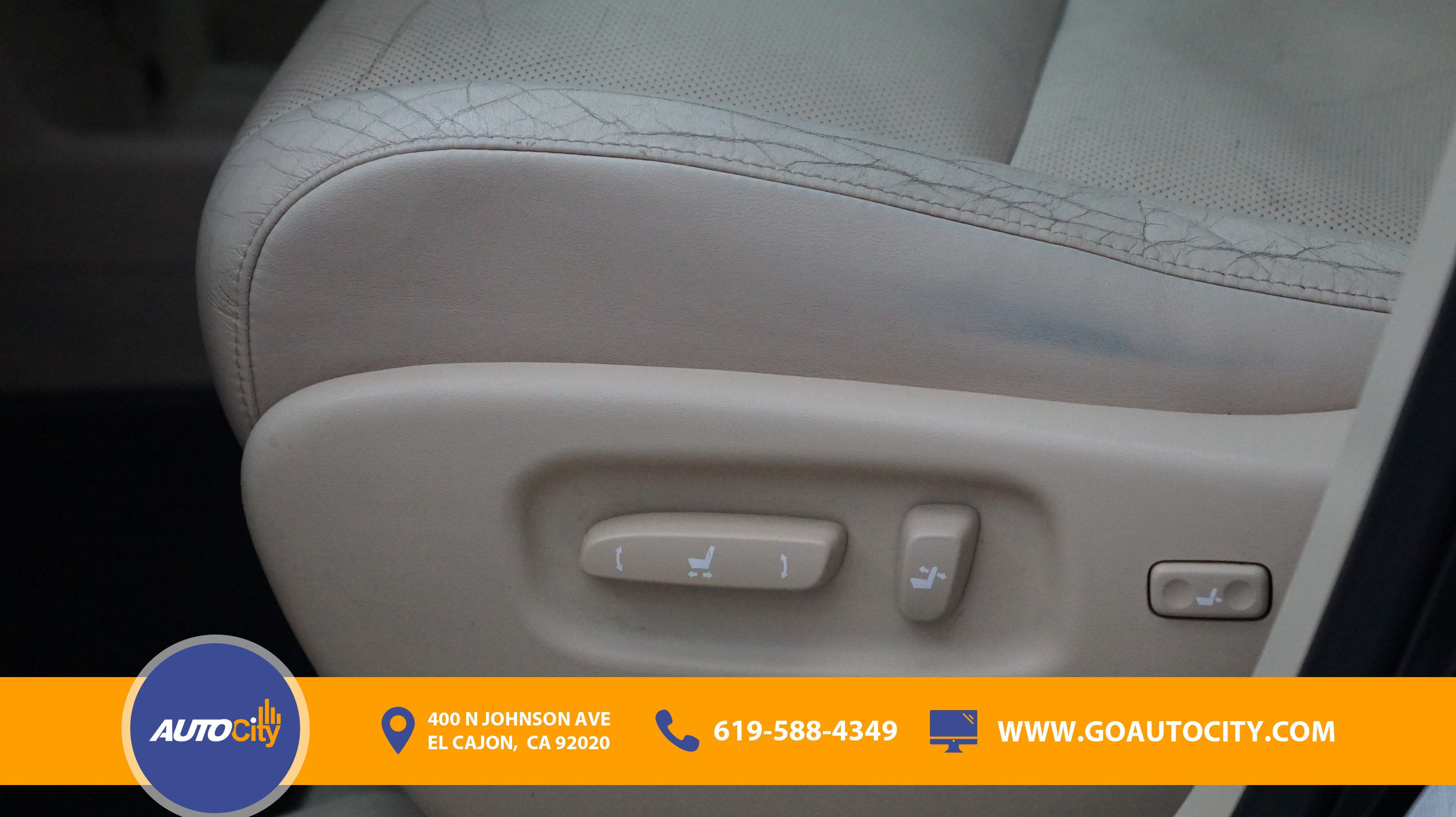 Used 2012 Lexus RX 350 FWD w/ Premium Pkg image 17