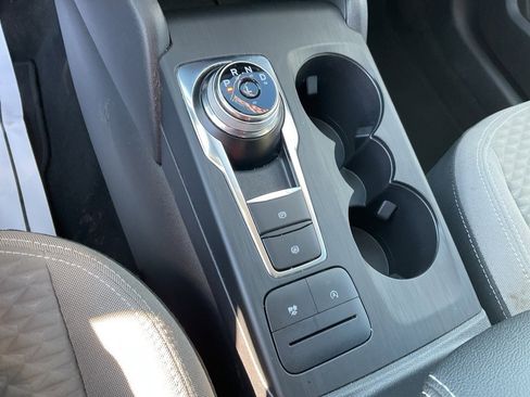 Used 2021 Ford Escape SE image 10