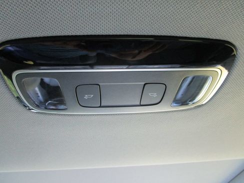 Used 2024 Hyundai Palisade SEL w/ Premium Package FWD image 24