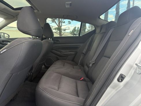 Used 2023 Nissan Altima 2.5 SV w/ SV Premium Package image 15