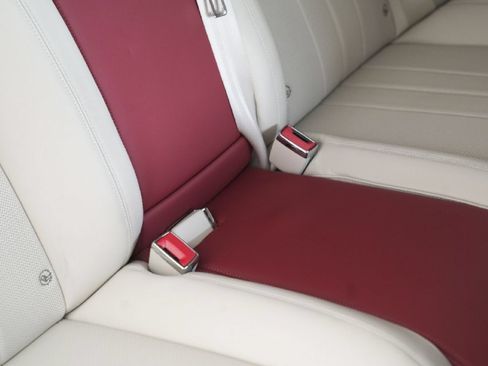 Used 2023 Bentley Flying Spur V8 AWD/4WD image 41
