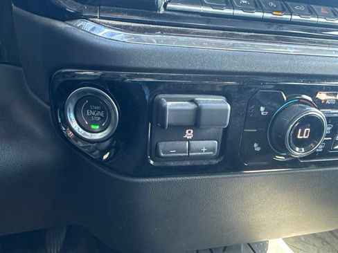 Used 2023 Chevrolet Silverado 1500 LT AWD/4WD image 22