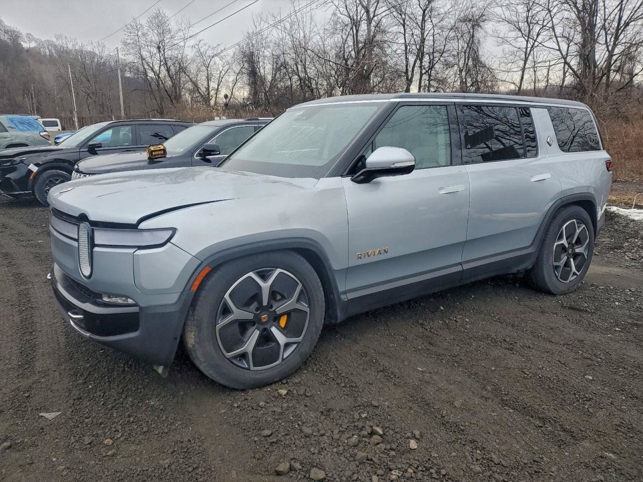 Used 2023 Rivian R1S Adventure Quad AWD/4WD image 2