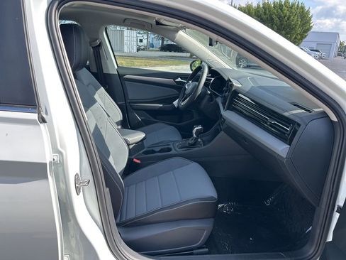 New 2026 Volkswagen Jetta SE FWD image 43
