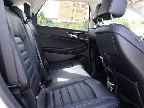 Used 2024 Ford Edge SEL w/ Convenience Package AWD/4WD image 13