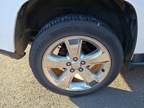 Used 2015 Jeep Compass Latitude w/ Sun/Sound Group image 4