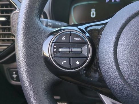 Used 2023 Kia Soul S FWD image 23