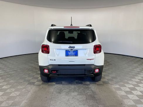 Certified 2023 Jeep Renegade Trailhawk w/ Sun/Sound Group AWD/4WD image 25