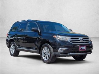 Used 2012 Toyota Highlander SE w/ Tow Pkg AWD/4WD video 3