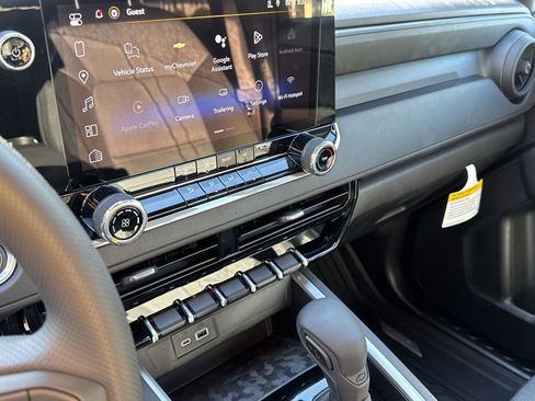 New 2026 Chevrolet Colorado W/T image 29