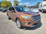Used 2017 Ford Escape SE image 3